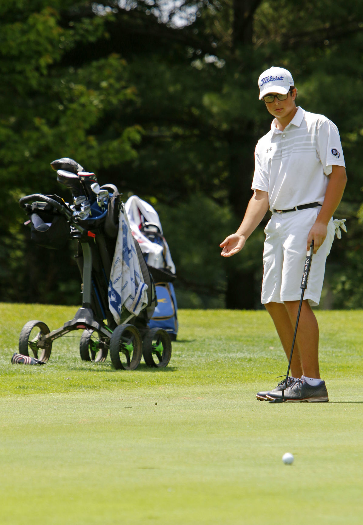 Boys golf regional